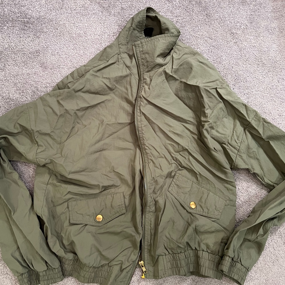 L army green bomber jacket